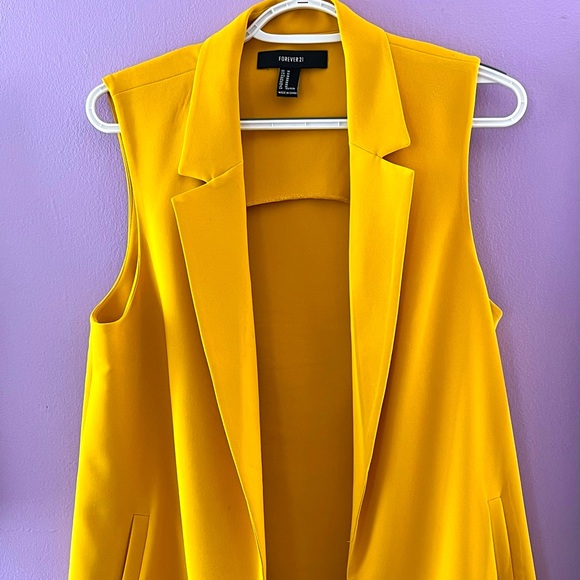 Jackets & Blazers - Knee length blazer!